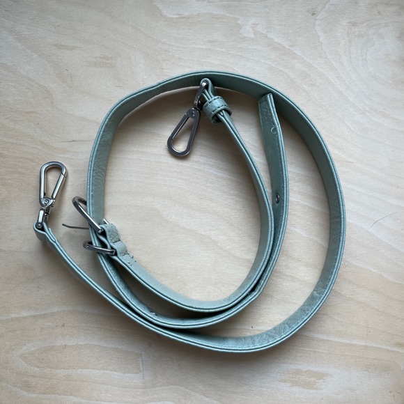 Matt and Natt Satchel Purse Bag - Picture 6 of 6